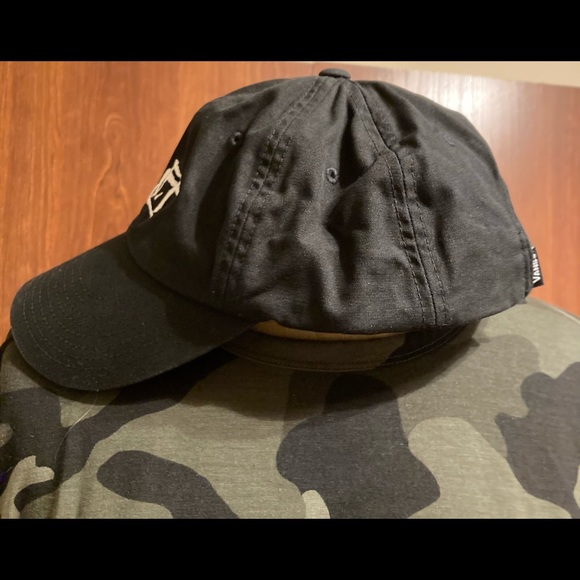 Vans hat - Picture 2 of 4